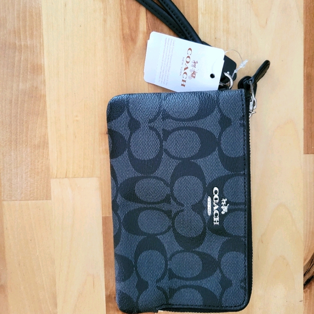 NWT Coach wristlet